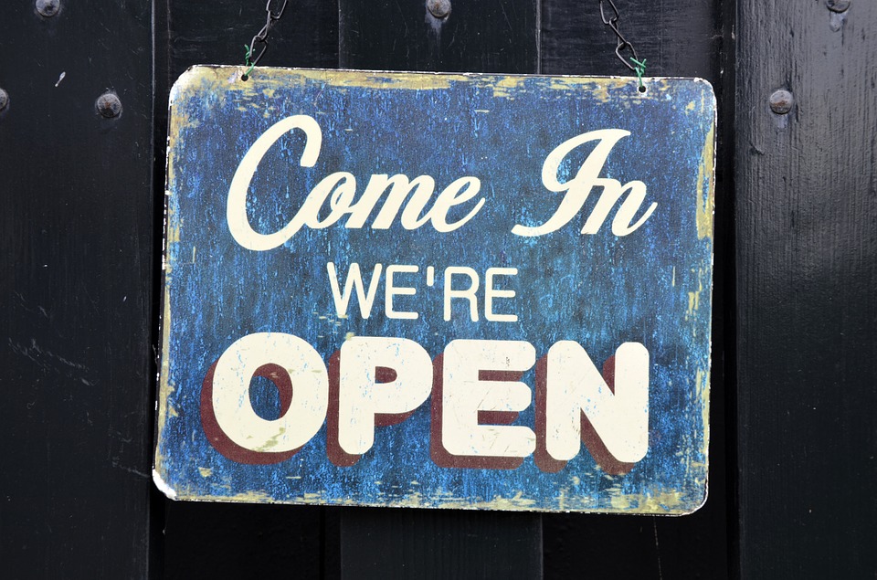 Open you is now. We are open. Come in we're open. We are Opening. Open close картинки.